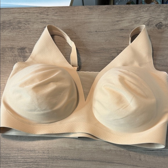 Knix Light Tan Sand Seamless Revolution Bra - M++ - see size guide approx 34F - Picture 1 of 6